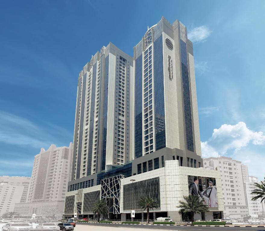 Pullman Hotel Sharjah 5*
