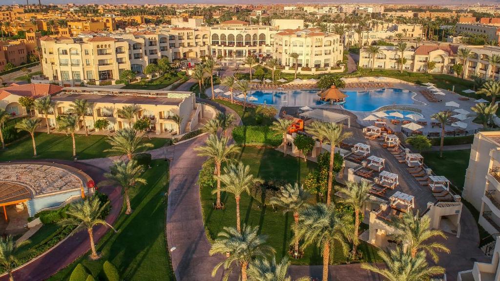 Cleopatra Luxury Resort Sharm El Sheikh 5*