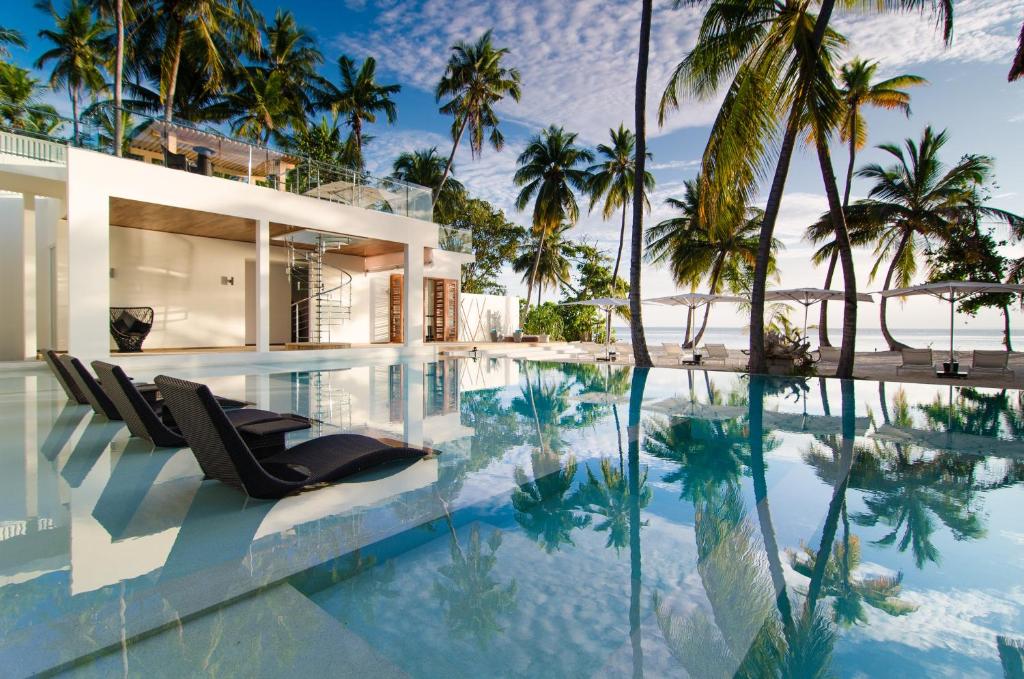 Amilla Maldives Resort & Residences 5*