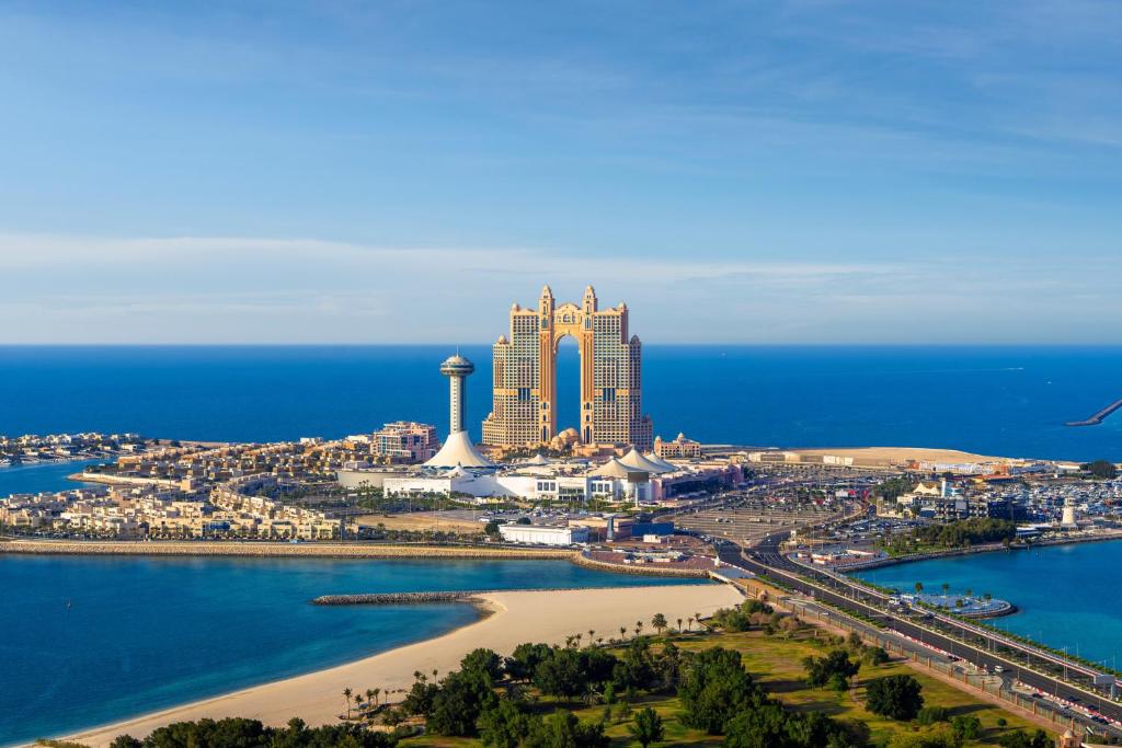 Rixos Marina Abu Dhabi 5*