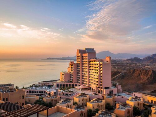 Fairmont Fujairah Beach Resort 5*