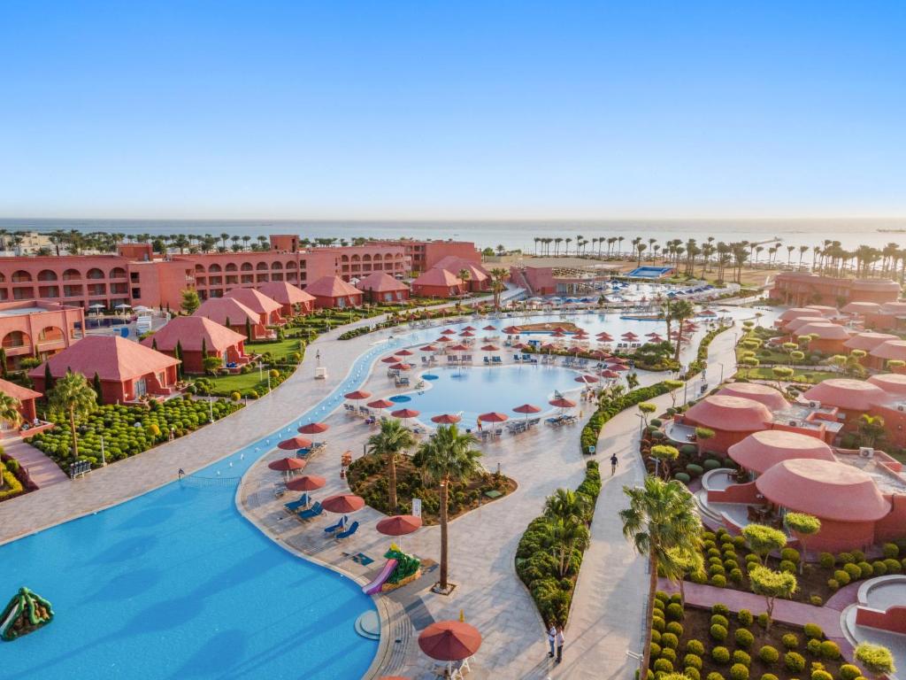Pickalbatros Laguna Vista Resort 5*