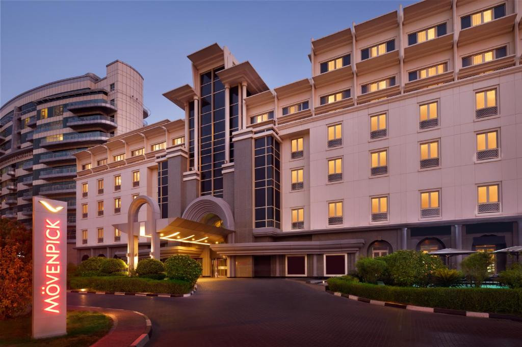Movenpick Hotel & Apartments Bur Dubai 5*